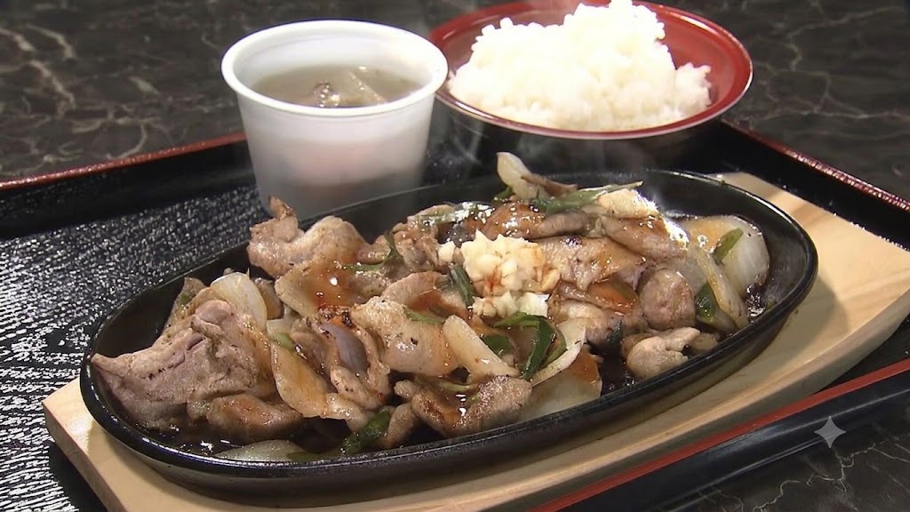 うるま市グルメ｜「お肉屋 イナミ」の看板メニュー！ホロホロ首肉の極上チーイリチャーの魅力を徹底解剖！